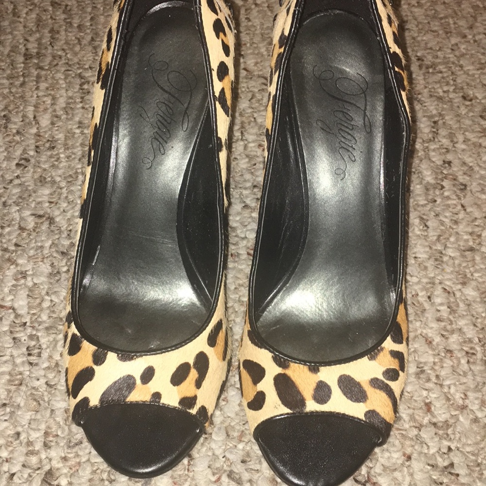 Leopard shoes use one time only